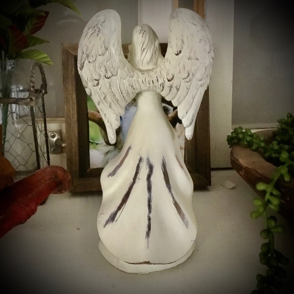 Angel praying beautiful - Picture 4 of 5